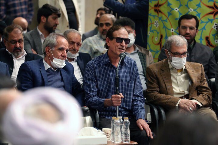 دیدار شاعران با رهبری