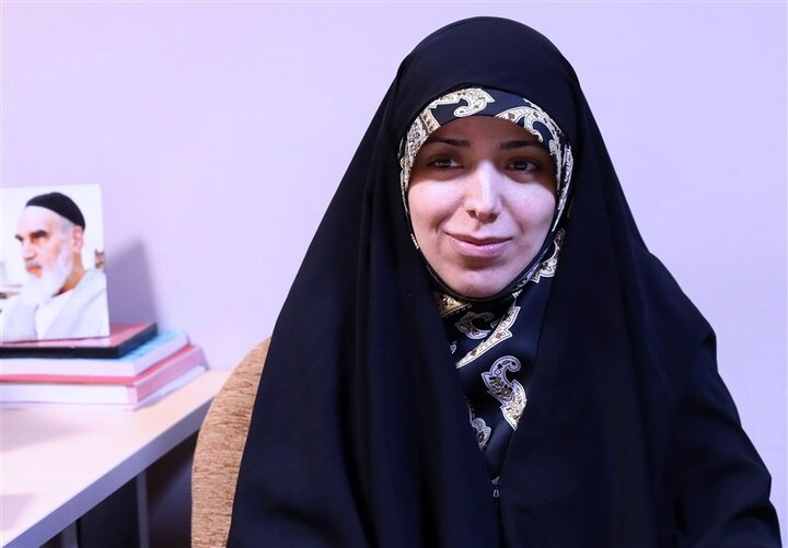 هنرمند انقلابی باید دغدغه‌مند باشد