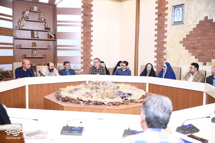 فیض: «طنز» عشق و علاقه گل آقا بود/ بیابانکی: لقب افضل المتکلمین را به سعدی داده‌اند