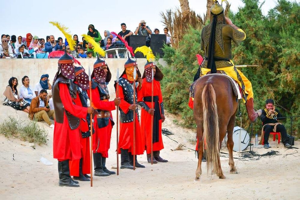 تماشای تعزیه ایرانی در صحرای تونس