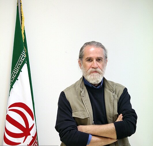 برای ساخت سردیس شهید وزوایی تحقیقات زیادی کردم