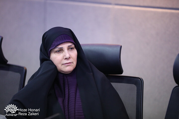 هجدهمین نشست تخصصی اندیشکده ادبیات پایداری