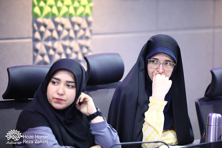 هجدهمین نشست تخصصی اندیشکده ادبیات پایداری