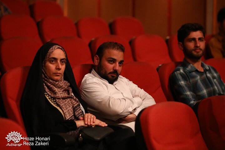 آلبوم «ردیف هفت دستگاه موسیقی ایرانی» اثر «محسن نفر» در حوزه هنری رونمایی شد