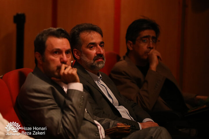 آلبوم «ردیف هفت دستگاه موسیقی ایرانی» اثر «محسن نفر» در حوزه هنری رونمایی شد