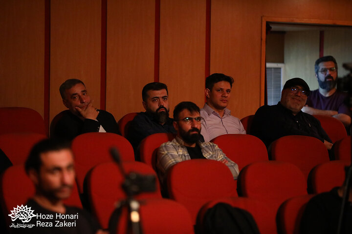آلبوم «ردیف هفت دستگاه موسیقی ایرانی» اثر «محسن نفر» در حوزه هنری رونمایی شد