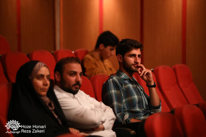آلبوم «ردیف هفت دستگاه موسیقی ایرانی» اثر «محسن نفر» در حوزه هنری رونمایی شد