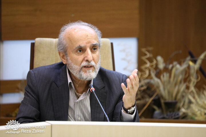 آیین رونمایی از کتاب شمایل صبح