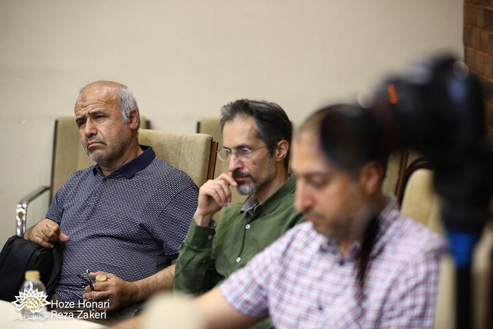آیین رونمایی از کتاب شمایل صبح