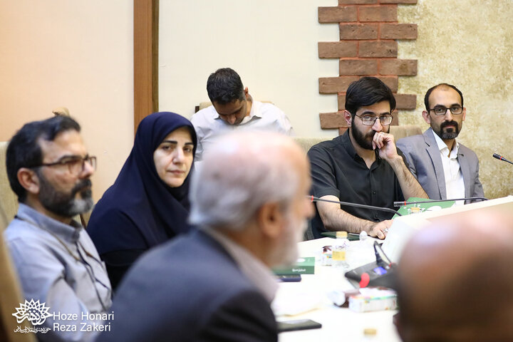 آیین رونمایی از کتاب شمایل صبح