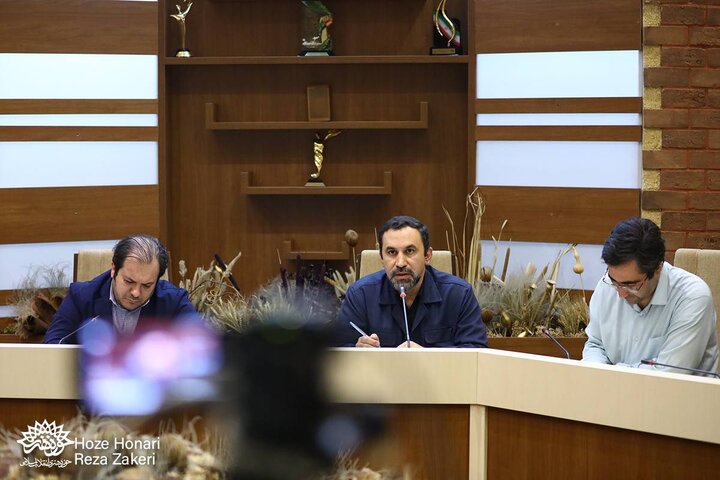 «فضای عبادی» مهمترین اصل و محور مساجد است

