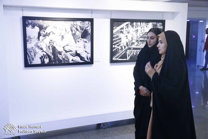 نمایشگاه عکس «بازخوانیِ یک فاجعه»
