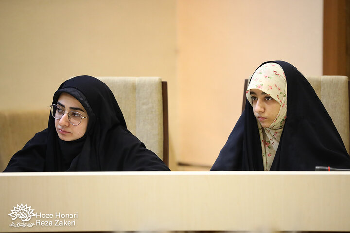 آموزش نویسندگی برای گروه نوجوان
