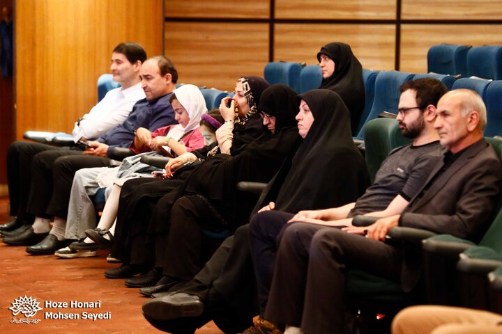 سیصد و چهل و هشتمین برنامه «شب خاطره» حوزه هنری