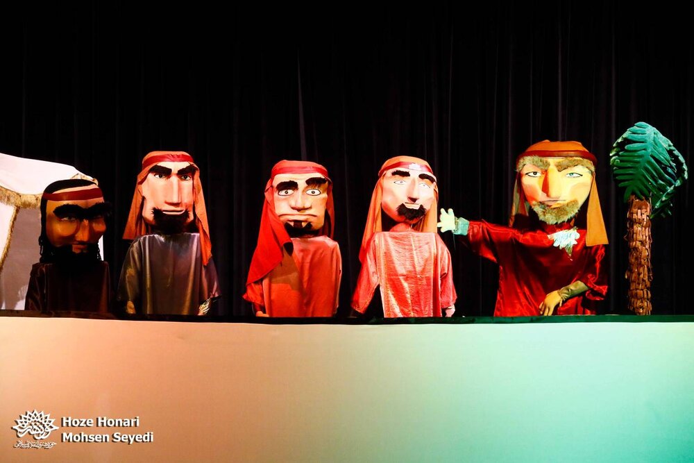 شبی به امتداد عاشورا