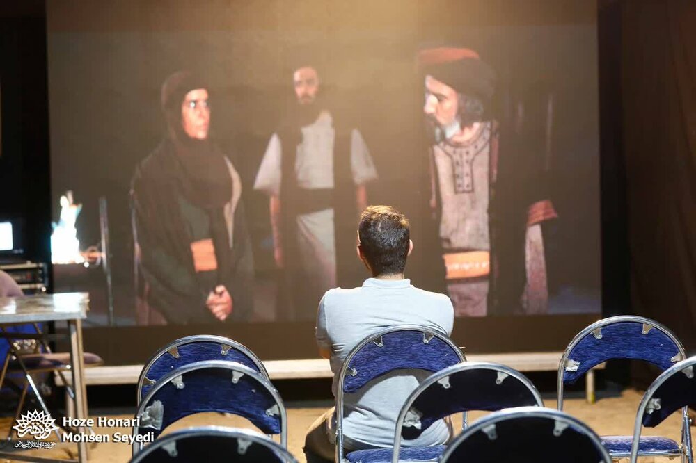 شبی به امتداد عاشورا