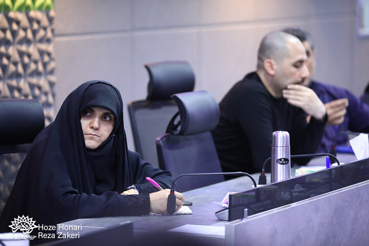 اندیشکده ادبیات پایداری