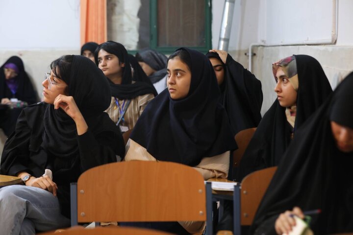 گزارش تصویری/ کارگاه‌ها و کلاس‌های پویش کتابخوانی «هیس طوری»