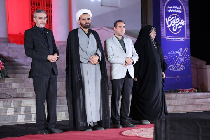 گزارش تصویری/ مراسم اختتامیه جشنواره هیس طوری