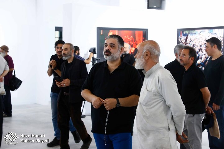گزارش تصویری/ نمایشگاه عکس «روضه‌ی شهیدان»