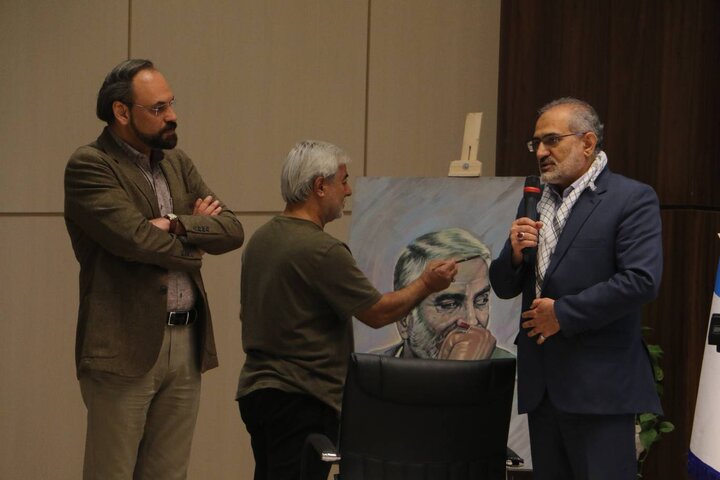 مراسم شب خاطره آبادان و رونمايي از 6 كتاب دفاع مقدس