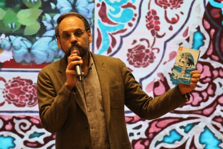 مراسم شب خاطره آبادان و رونمايي از 6 كتاب دفاع مقدس