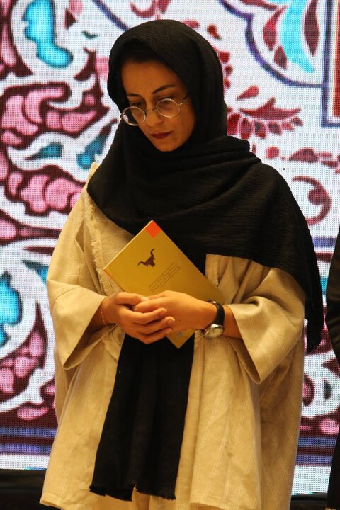 مراسم شب خاطره آبادان و رونمايي از 6 كتاب دفاع مقدس