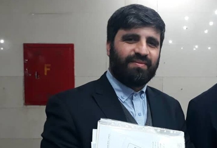 «لبخند شهدا» را در آثار هنری پر رنگ کنیم