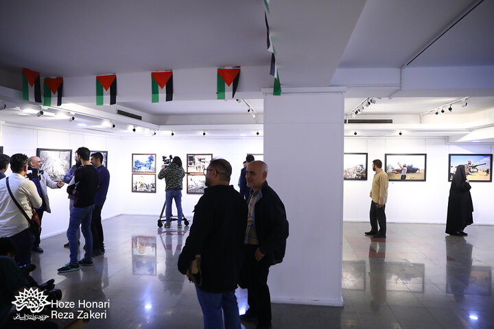 نمایشگاه عکس «با طوفان الاقصی تا روز آخر»