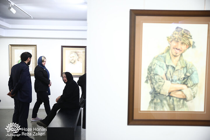 نمایشگاه نقاشی «آبی آسمانی»