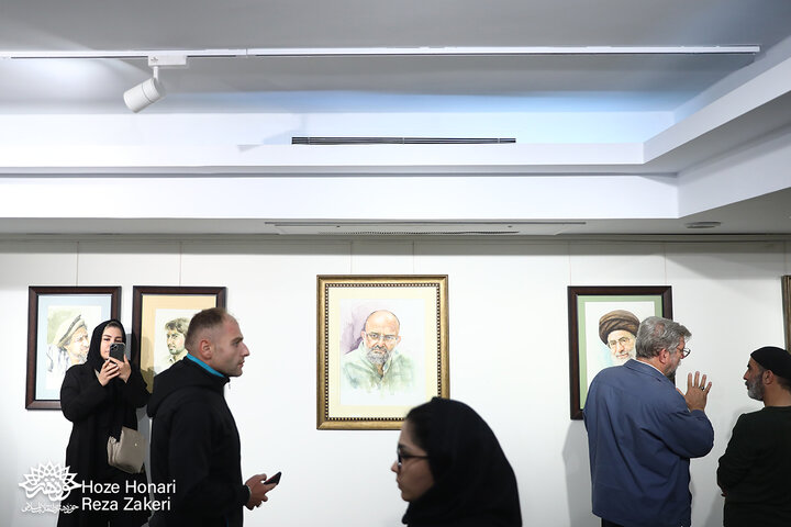 نمایشگاه نقاشی «آبی آسمانی»