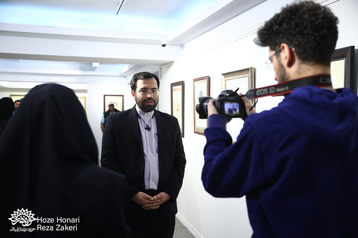 نمایشگاه نقاشی «آبی آسمانی»