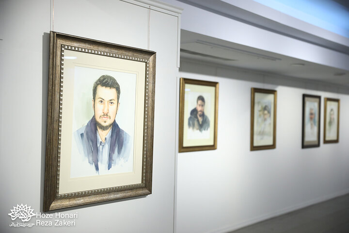 نمایشگاه نقاشی «آبی آسمانی»