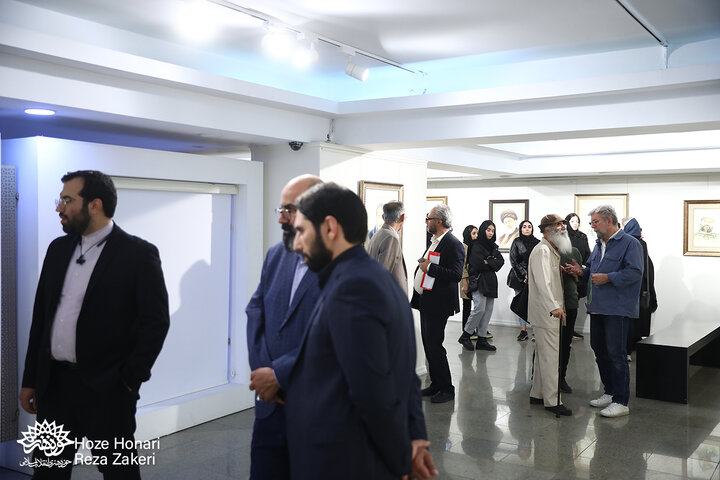 نمایشگاه نقاشی «آبی آسمانی»