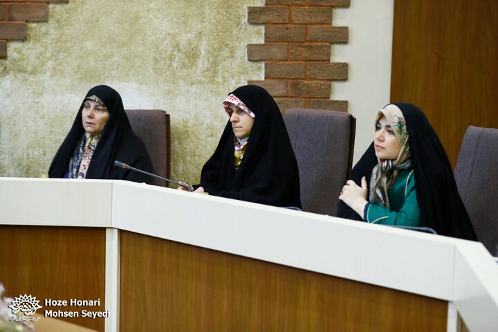 کتاب خط به خط