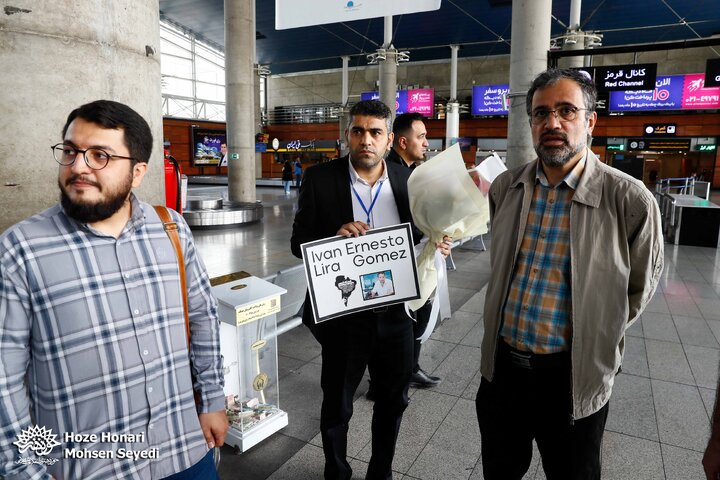 استقبال از مهمانان نمایشگاه کارتون و کاریکاتور آمریکای لاتین