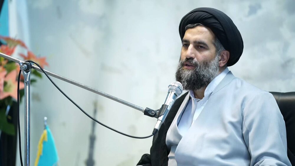 نشست تخصصی «بررسی روندهای انقلاب» در مسجد جمکران برگزار شد