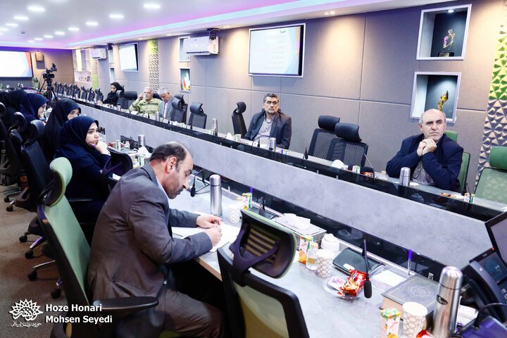 ادبیات پایداری