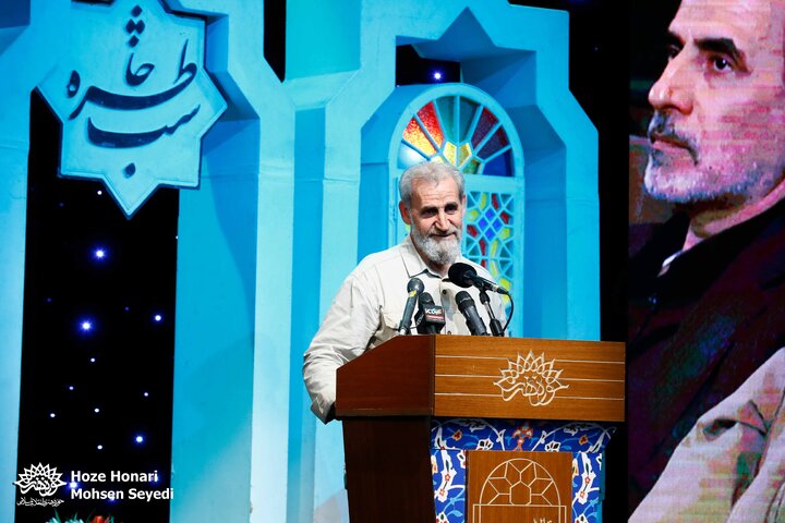 352اُمین برنامه شب خاطره با رونمایی از کتاب میاندار