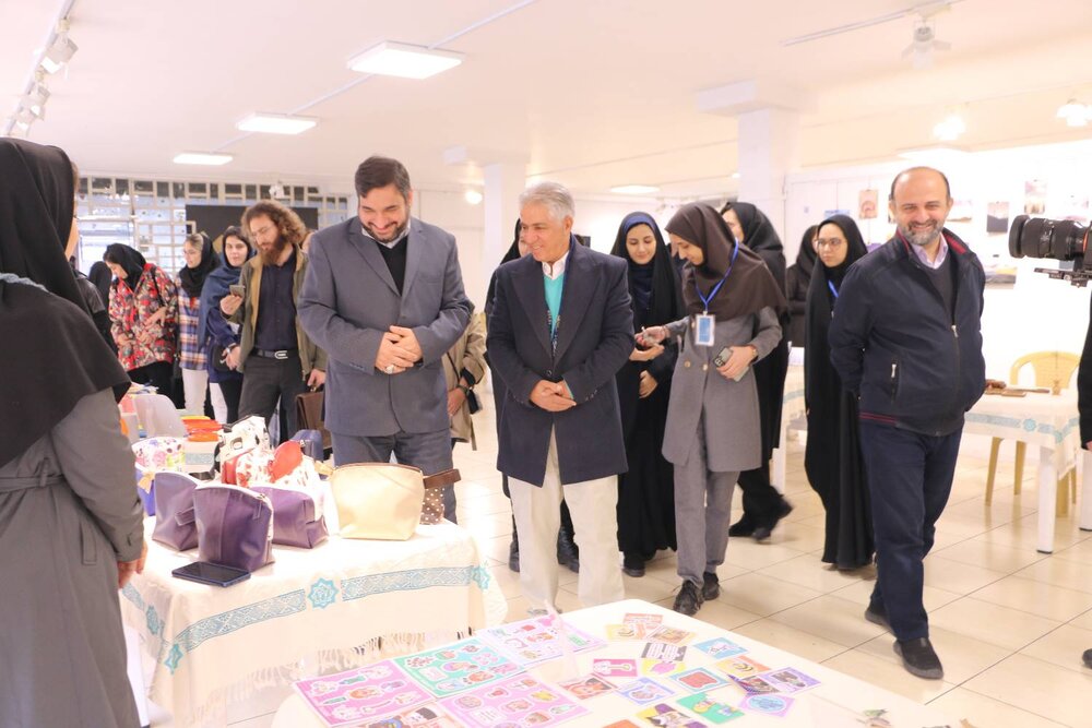 «تیمچه» بازارچه فروش آثار دانشجویان سوره افتتاح شد