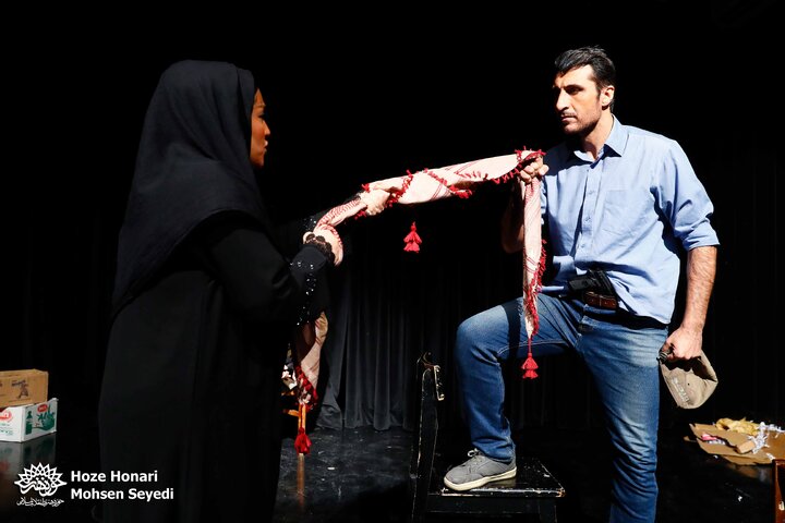 نمایش «دستی از اورشلیم» به نویسندگی و کارگردانی مهدی یزدانی