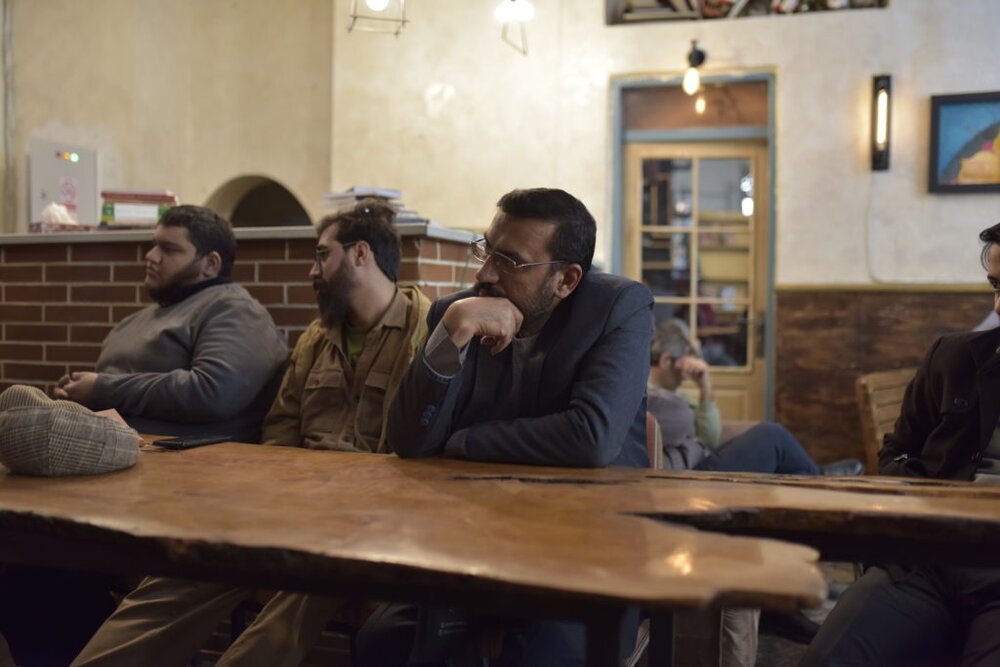 کتاب «فرم رمان ایرانی به مثابه امر سیاسی» نقد و بررسی شد