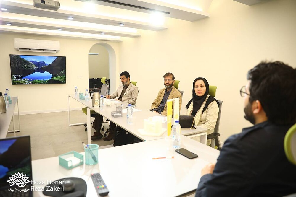 یادمانها به بازخوانی ذهنیت جمعی افراد کمک میکند