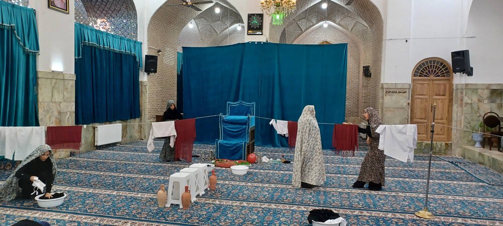 شبهای تئاتری بافق را دوست داریم