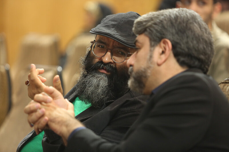 عصر شعر جمهوری گل سرخ در حرم عبدالعظیم حسنی(ع) برگزار شد