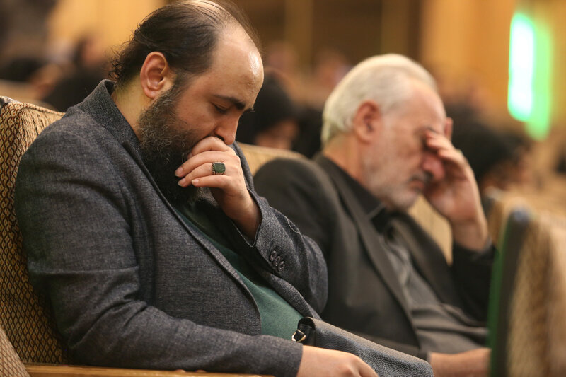 عصر شعر جمهوری گل سرخ در حرم عبدالعظیم حسنی(ع) برگزار شد