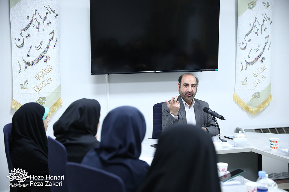 چهارشنبهها، در اتاق ۴۰۲ حوزه هنری چه میگذرد؟