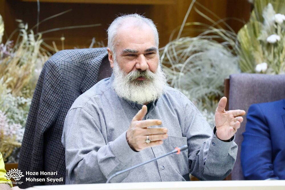 فرّه خرد برتر تسلیم سرنوشت میشود