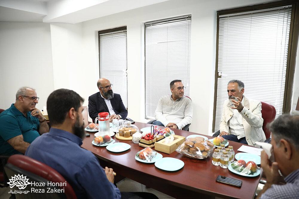 «روضه بهشت» اولین نمایشگاهی است که در آن همه چیز درجه یک است