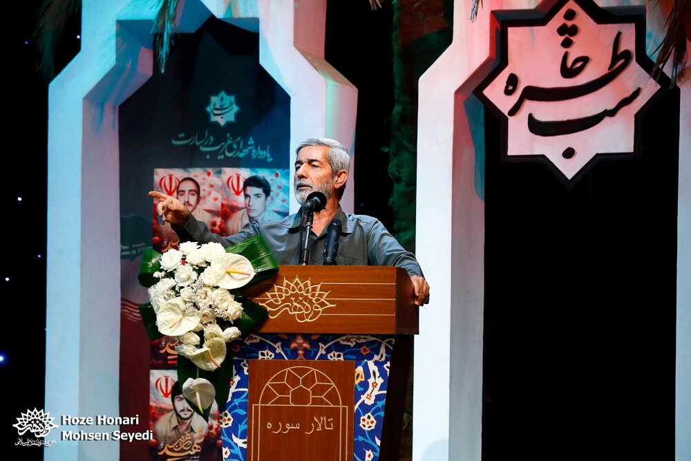 شرطبندی سربازان بعثی روی هدف قرار دادن اسرای ایرانی